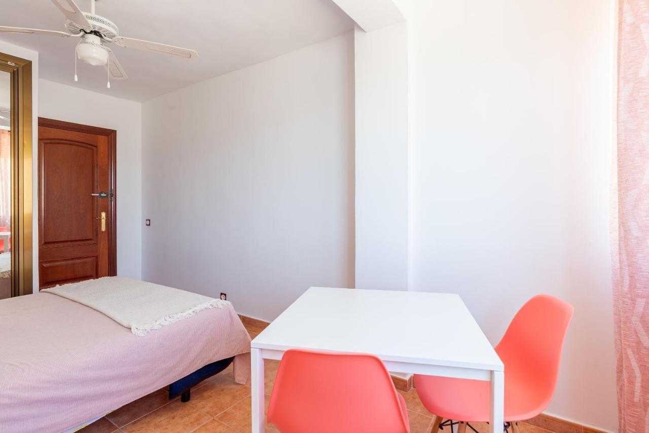 Sunny Harbor House Daire Málaga Dış mekan fotoğraf